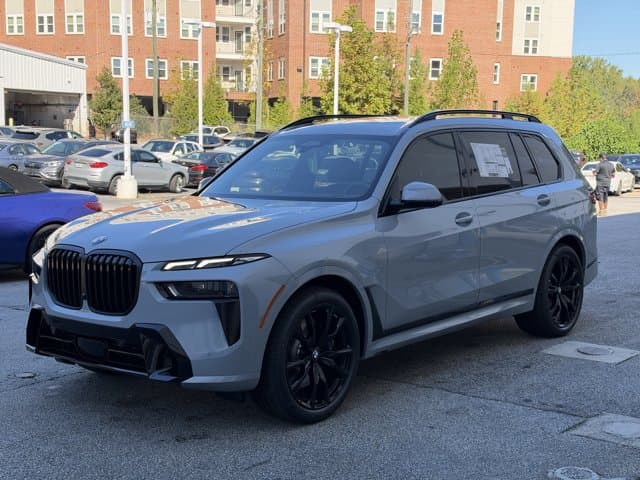 2027 BMW X7
