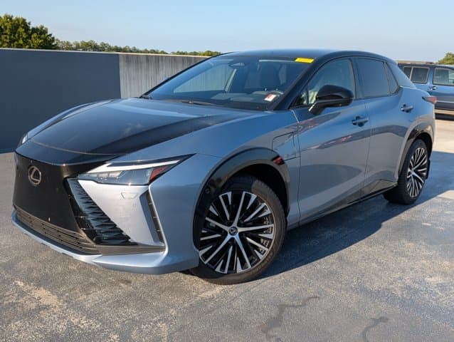 2023 Lexus RZ