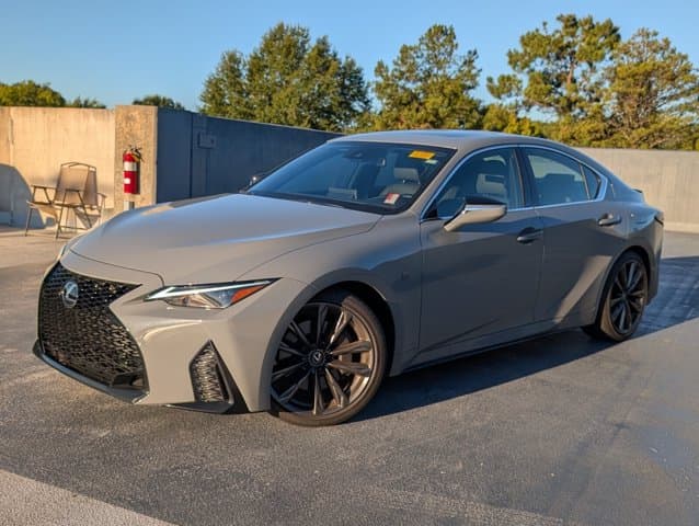 2025 Lexus IS