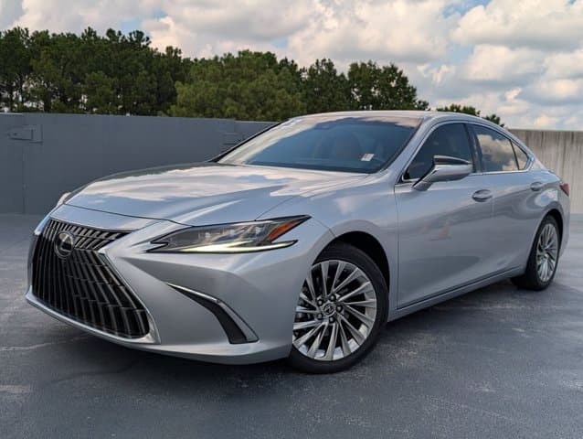 2023 Lexus ES