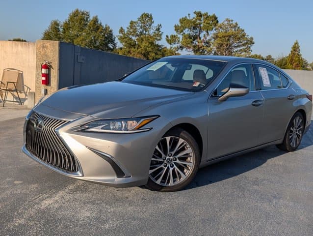 2021 Lexus ES