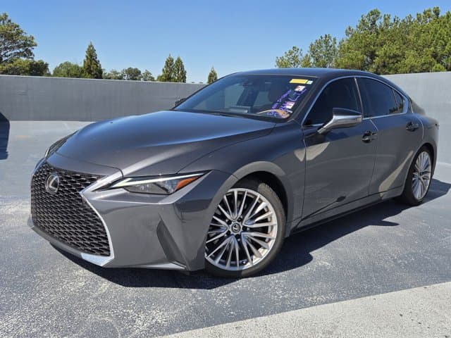 2025 Lexus IS