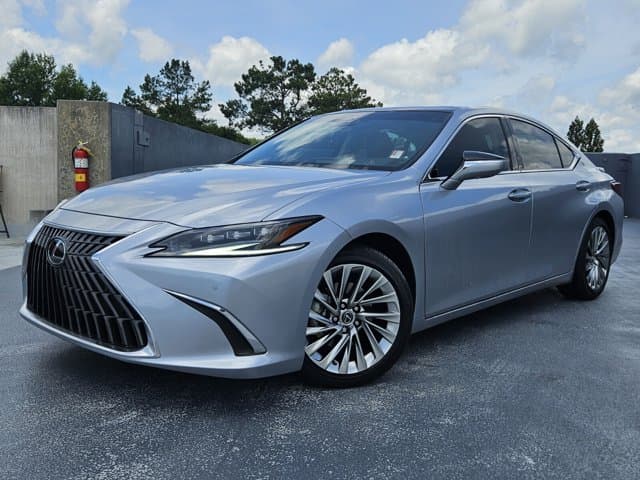 2022 Lexus ES