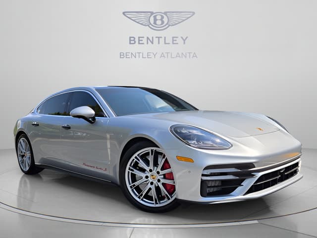 2021 Porsche Panamera, photo 1